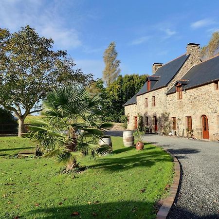 Le Haut Pont De La Baie Bed & Breakfast Mont-Dol Exterior photo