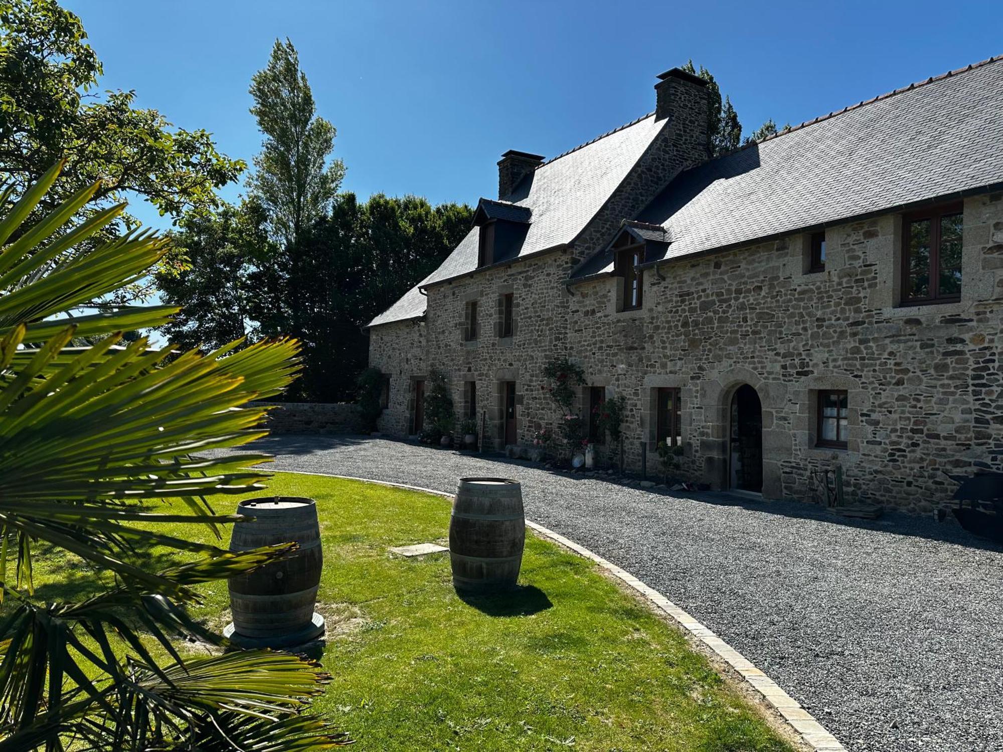 Le Haut Pont De La Baie Bed & Breakfast Mont-Dol Exterior photo